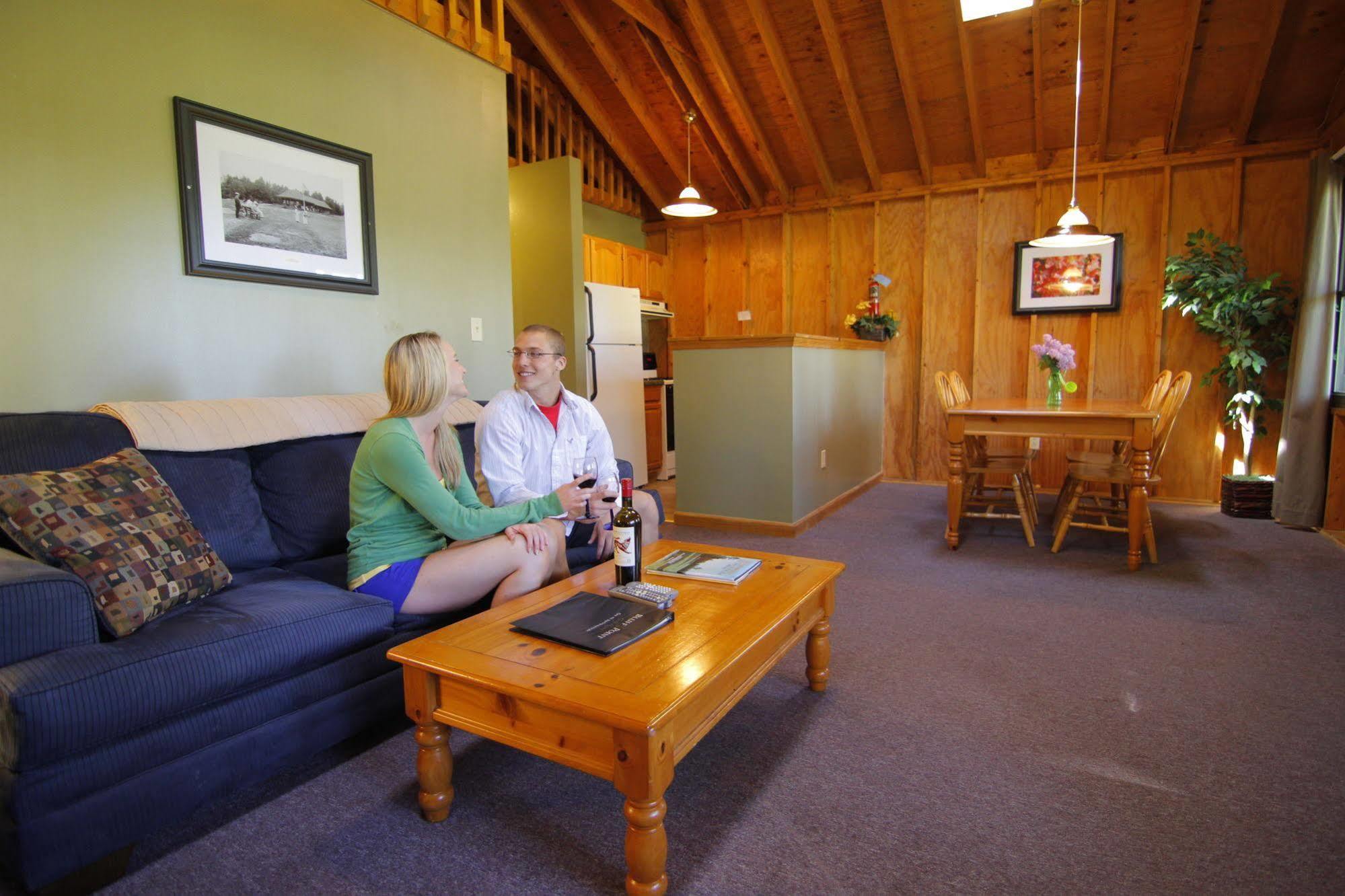 Bluff Point Golf Resort Plattsburgh Extérieur photo